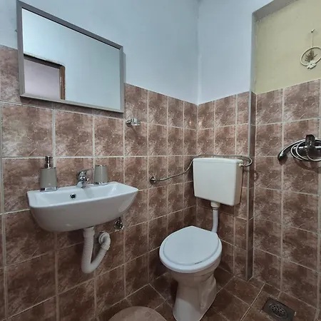 Boulevard Free Garage Parking Apartment Mostar