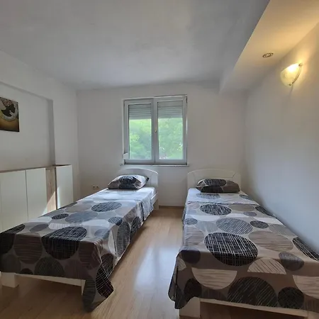 Apartment Boulevard Free Garage Parking Mostar